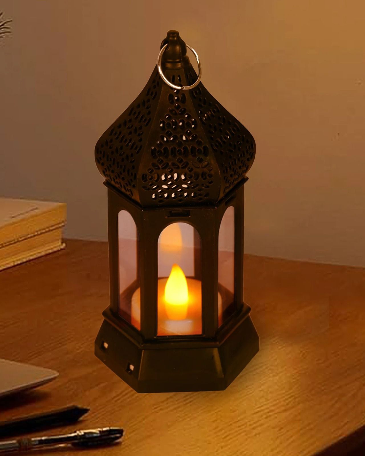 Antique black LED candle lamp – portable retro wind lamp for home decoration and atmosphere lighting.